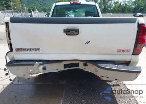 2006 Chevrolet Silverado 1500 Work Truck z USA, uszkodzony, nr VIN 3GCEC14X16G147393